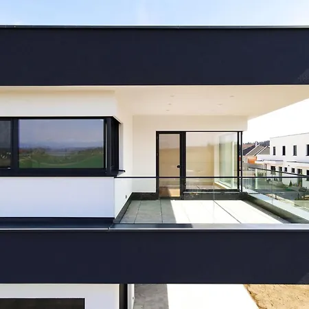 Luxus-villa In Idyllischer Lage Vila *