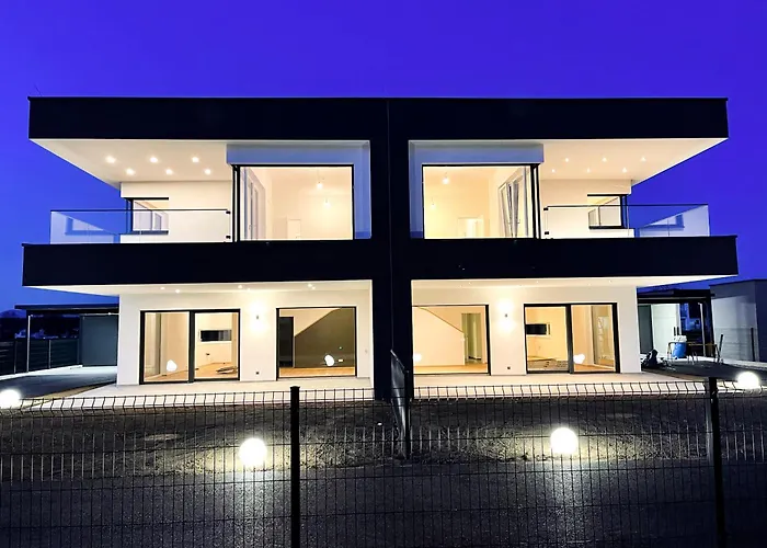 Luxus-villa In Idyllischer Lage * Muttendorf